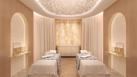 plaza athénée spa dior|christian dior plaza athénée.